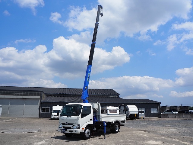 日野 デュトロ